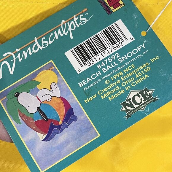 Vintage Snoopy Beach Ball Flag 1998 Windsculpts Large Summer Outdoor Peanuts NEW - Picture 5 of 11